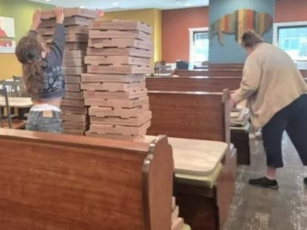 Volunteers Fold Boxes at Pizza Ranch